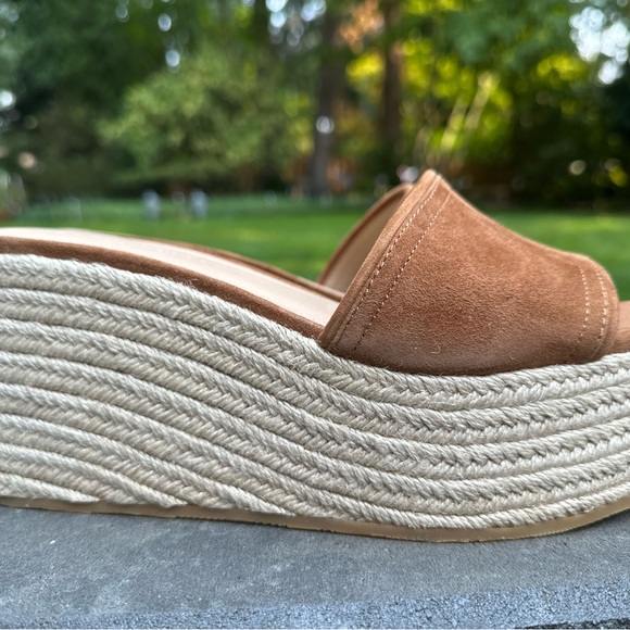 Veronica Beard Tan Espadrille Wedges! 🤎  🤎 - Picture 4 of 4